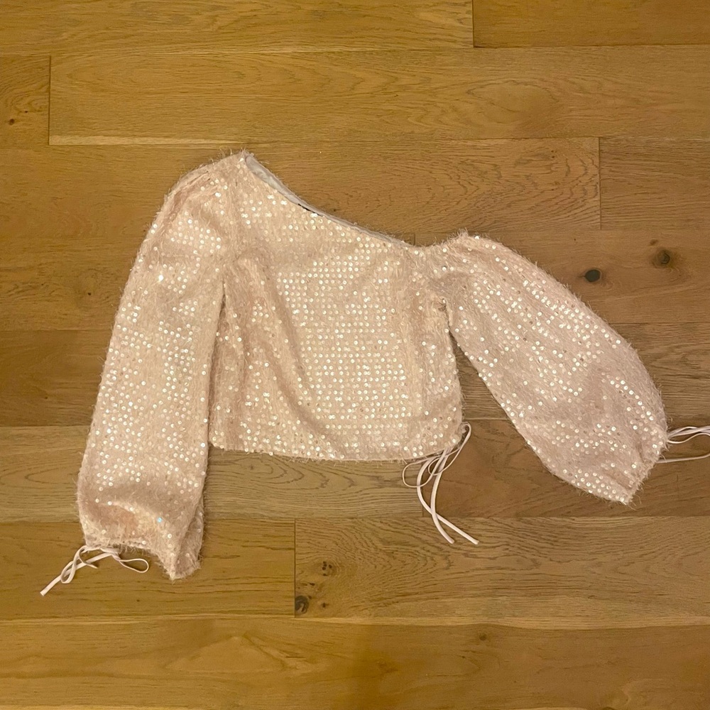 Majorelle Blush Sequins Off The Shoulder Blouse. Size Small.